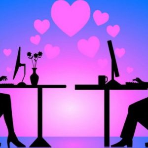 Γιατί αναζητούμε το άλλο μας μισό στο διαδίκτυο;